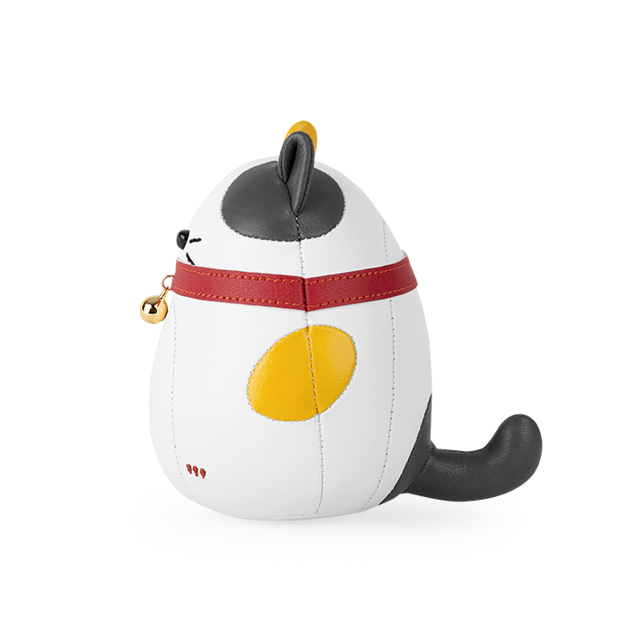 Lucky Cat Fu Paperweight