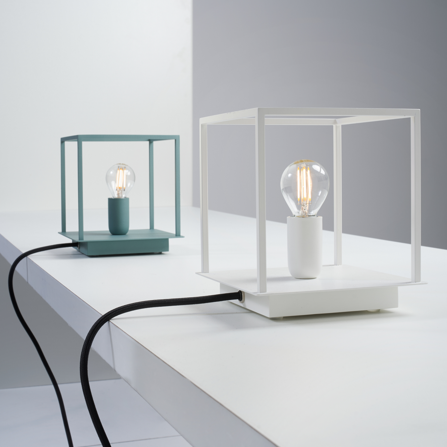 minimalist design, minimal design, minimal bedside lamp, sleek table lamp